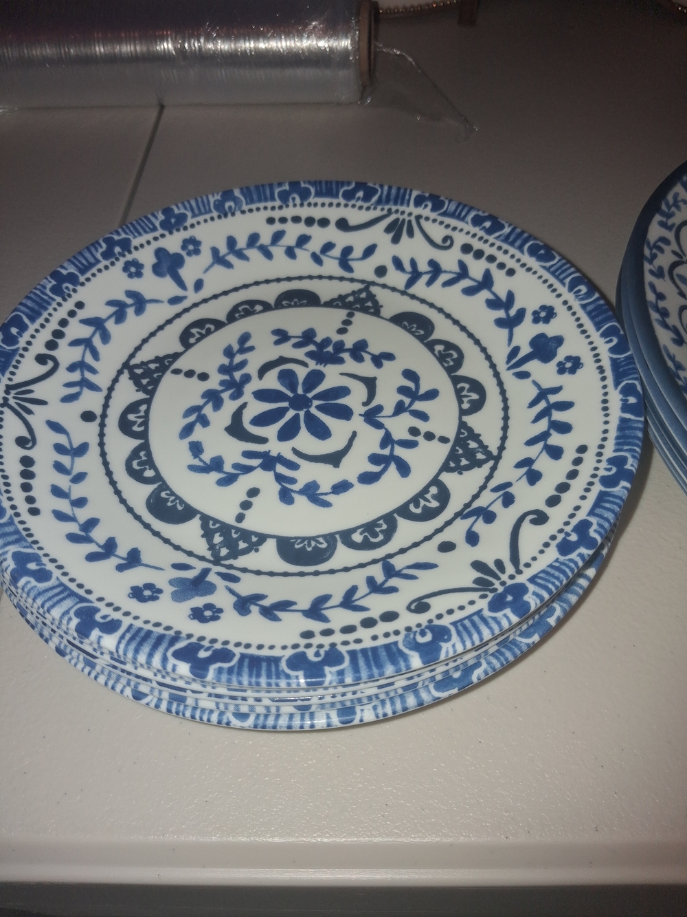 Corelle Portofino Dinner & Salad Plate Set (12 Piece) - Blue & White Vitrelle